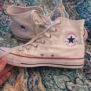 White converse